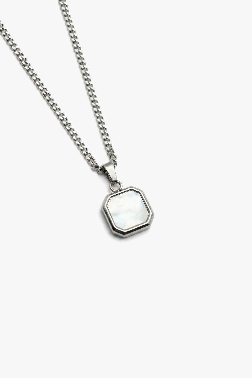 The Forge Necklace Cream