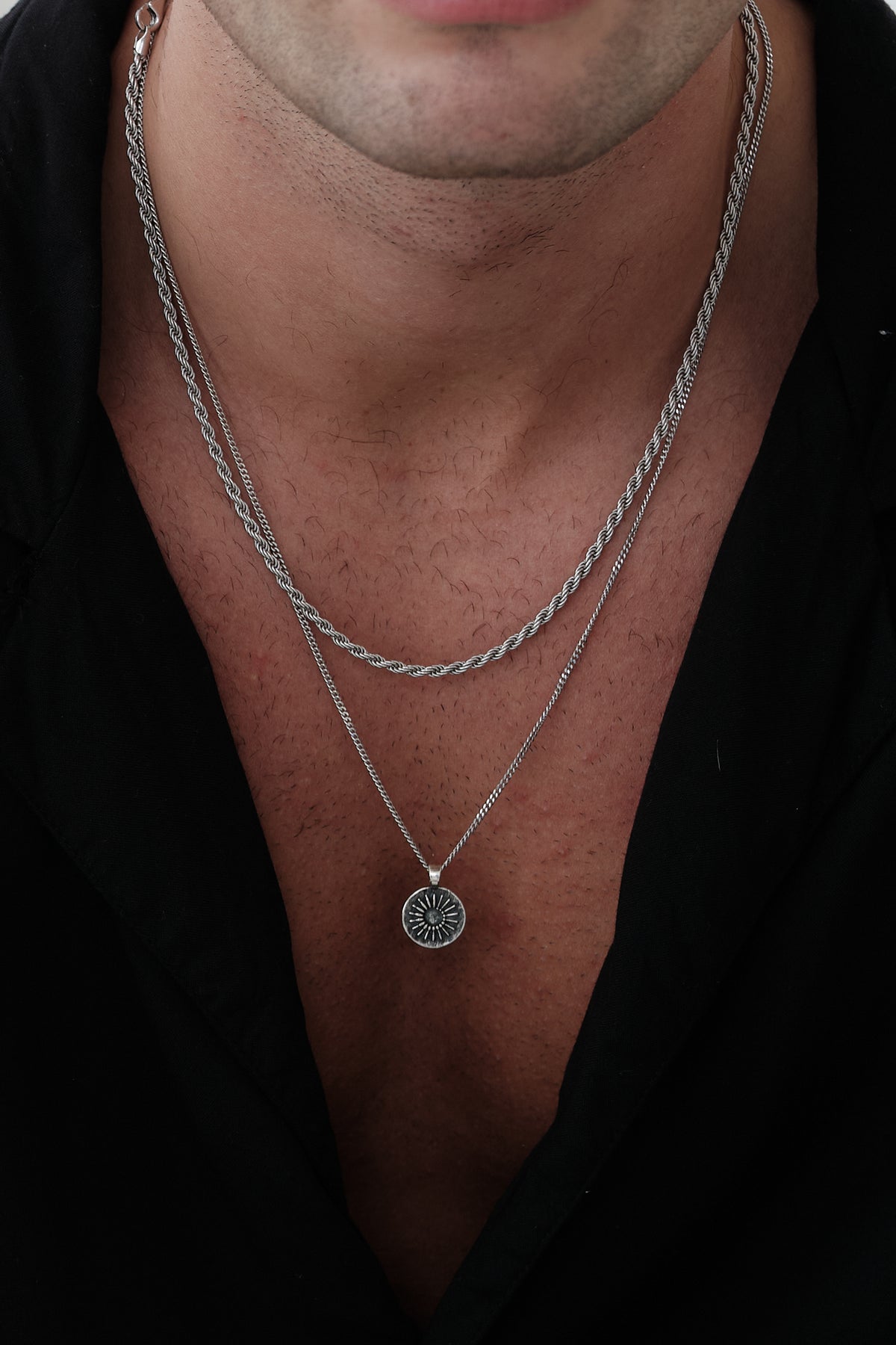 The Ray Necklace